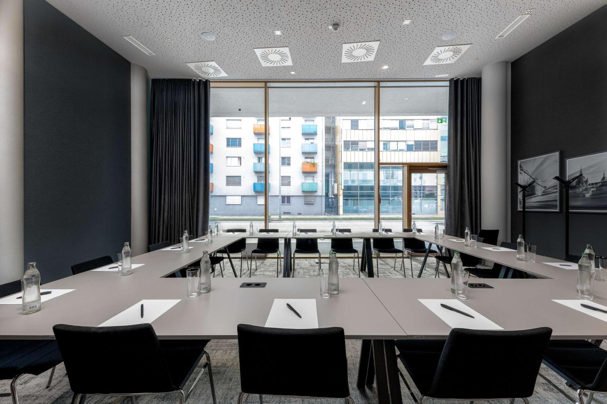 Radisson Hotel غراتس المظهر الخارجي الصورة